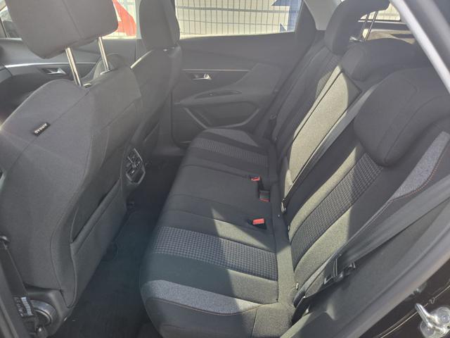 PEUGEOT 3008 usata, con Park Distance Control