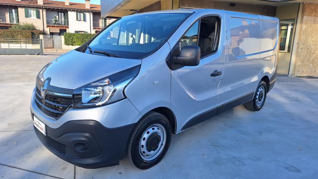 RENAULT Trafic usata, con ABS