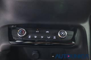 OPEL Corsa usata, con Autoradio digitale