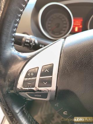 MITSUBISHI Outlander usata 28