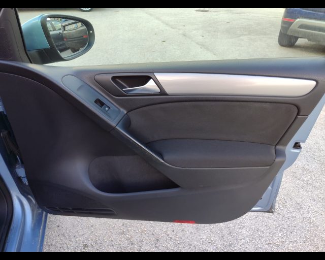 VOLKSWAGEN Golf usata, con Controllo trazione