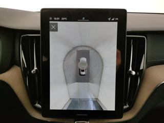 VOLVO XC60 usata, con Sedile posteriore sdoppiato