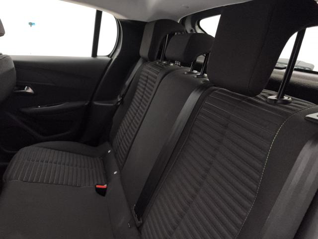 PEUGEOT 208 usata, con Sedile posteriore sdoppiato