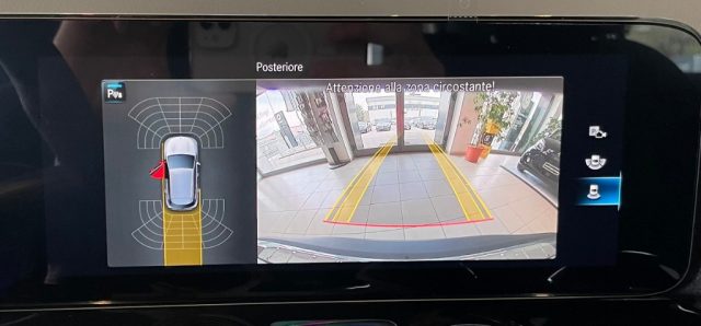 MERCEDES-BENZ EQA usata, con Sedile posteriore sdoppiato