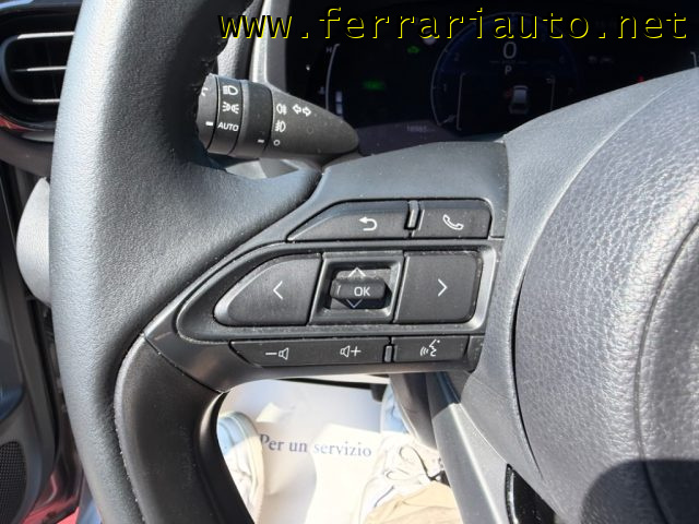 TOYOTA Yaris Cross usata, con Sistema di navigazione