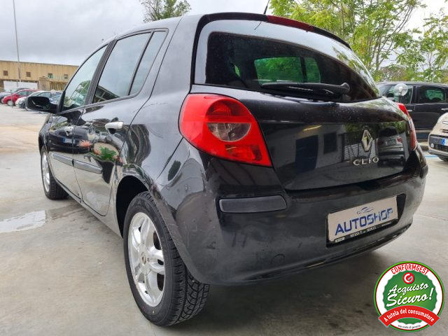 RENAULT Clio usata, con Chiusura centralizzata