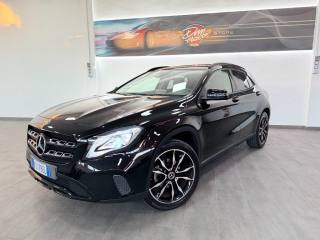 MERCEDES-BENZ GLA 200 usata, con Airbag