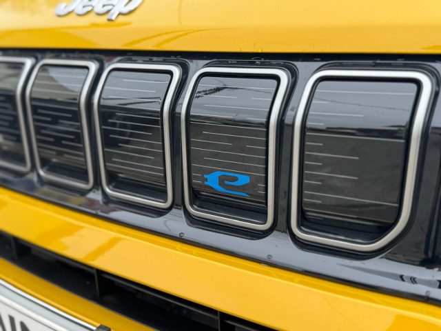 JEEP Avenger usata, con Autoradio