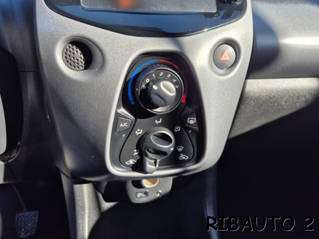 TOYOTA Aygo usata, con USB