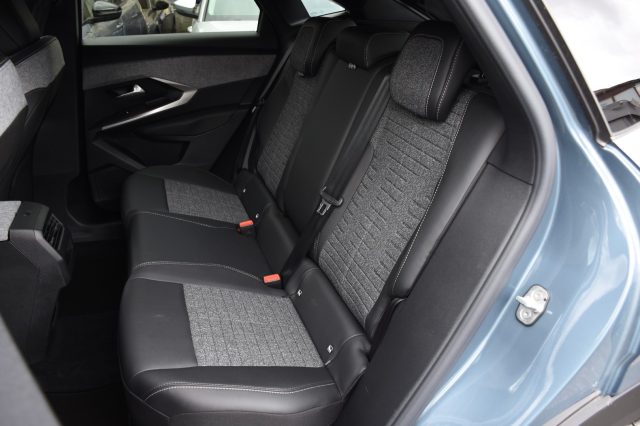 PEUGEOT 3008 usata, con Autoradio