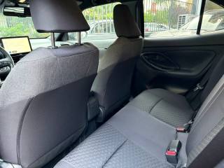 TOYOTA Yaris Cross usata, con Bracciolo