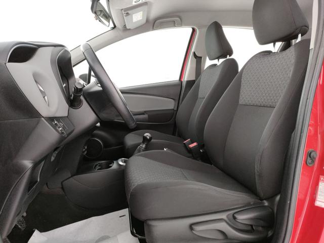 TOYOTA Yaris usata, con Alzacristalli elettrici