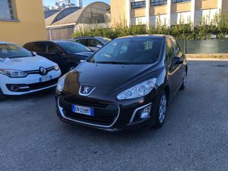 PEUGEOT 308 usata, con Airbag