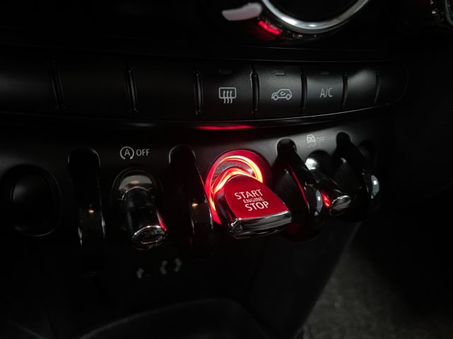 MINI Cooper D usata 15