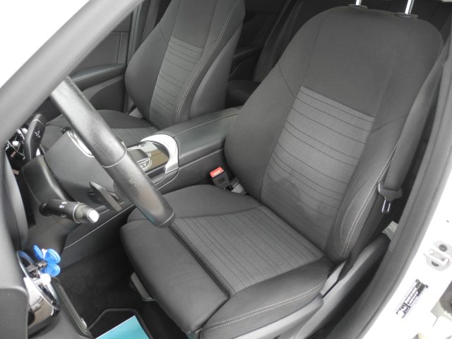 MERCEDES-BENZ GLC 220 usata, con Freno di stazionamento elettrico