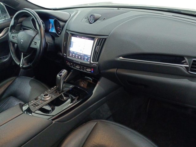 MASERATI Levante usata, con Controllo trazione