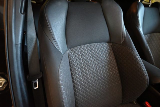 TOYOTA C-HR usata 56