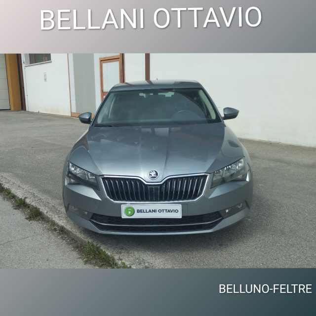 SKODA Superb usata, con Airbag