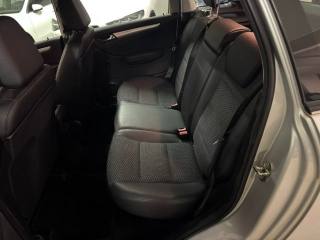 MERCEDES-BENZ B 180 usata, con Chiusura centralizzata