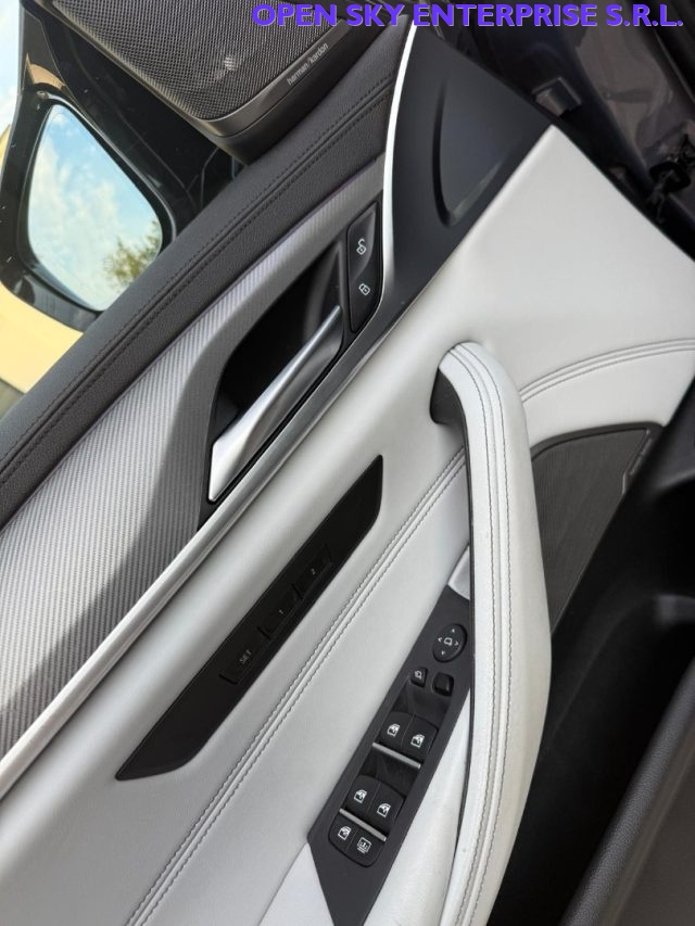 BMW M5 usata, con Servosterzo