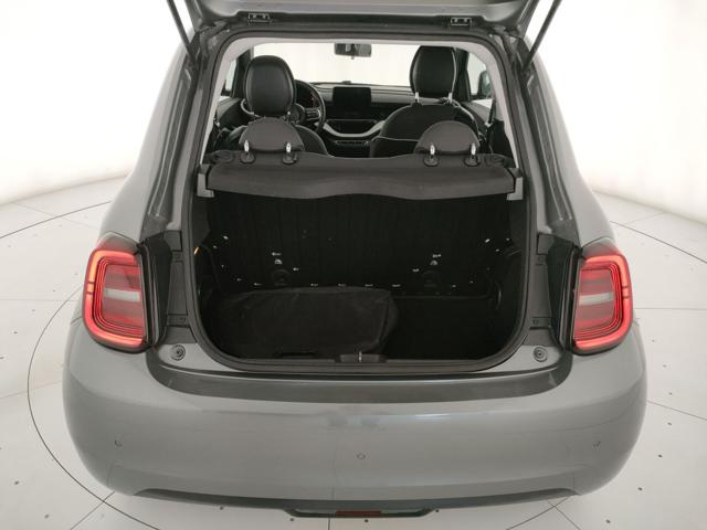 FIAT 500e usata, con Specchietti laterali elettrici