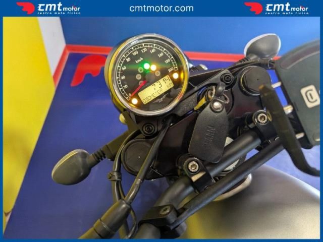 MOTO GUZZI V7 usata 4