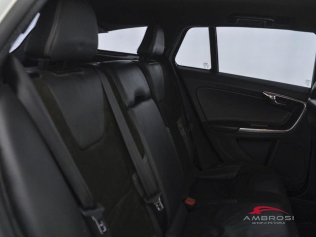 VOLVO V60 usata 10