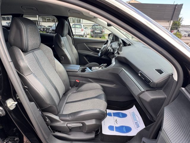 PEUGEOT 3008 usata, con Sedile posteriore sdoppiato