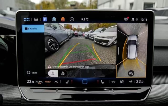 VOLKSWAGEN Golf usata, con Autoradio