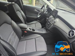 MERCEDES-BENZ GLA 180 usata, con Specchietti laterali elettrici