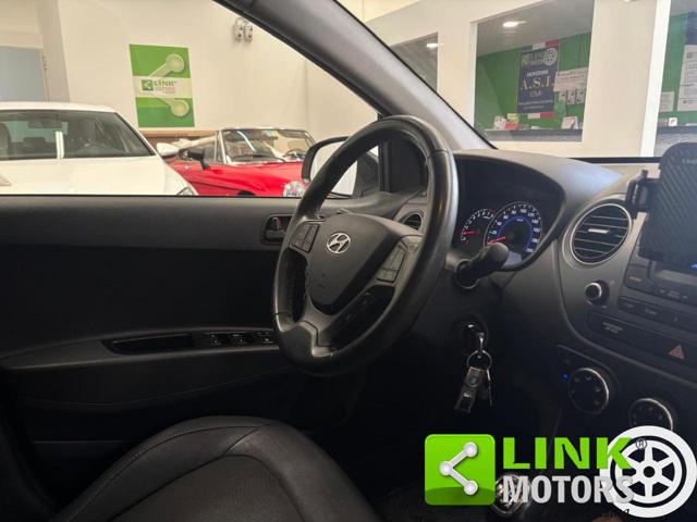 HYUNDAI i10 usata, con Lettore CD