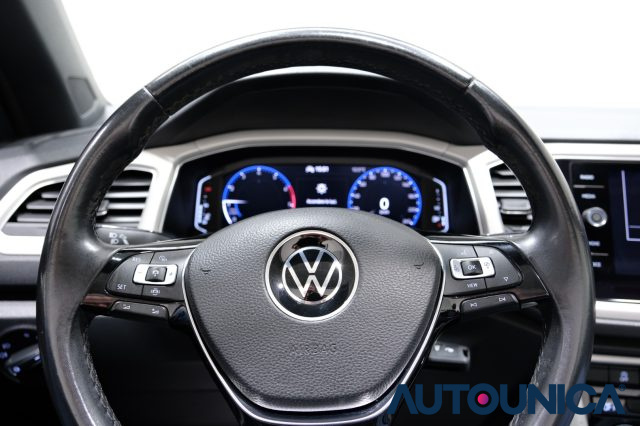 VOLKSWAGEN T-Roc usata, con Cerchi in lega