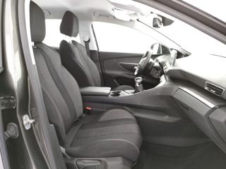 PEUGEOT 3008 usata, con Boardcomputer