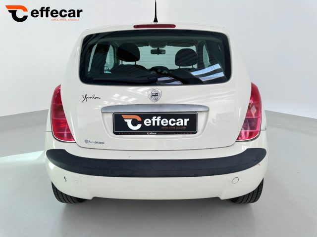 LANCIA Ypsilon usata, con Autoradio