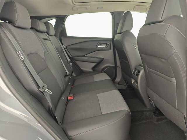 NISSAN Qashqai usata, con Luci diurne LED