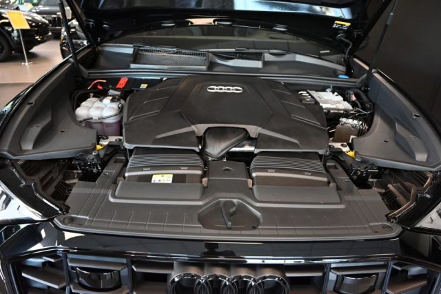 AUDI Q8 usata 111