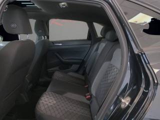 VOLKSWAGEN Taigo usata 17