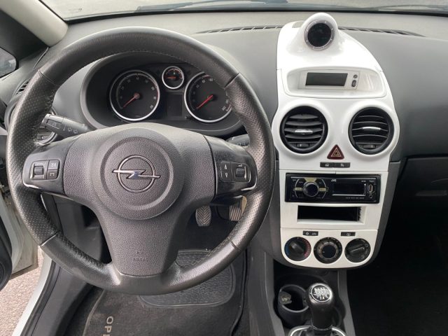 OPEL Corsa usata, con Climatizzatore