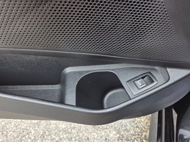 BMW 318 usata, con Regolazione elettrica sedili