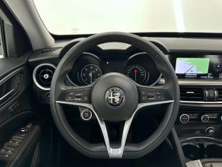 ALFA ROMEO Stelvio usata, con Cerchi in lega