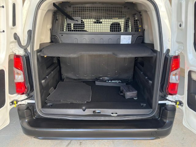 PEUGEOT Rifter usata, con Specchietti laterali elettrici