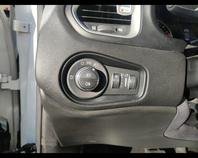 JEEP Renegade usata, con Isofix