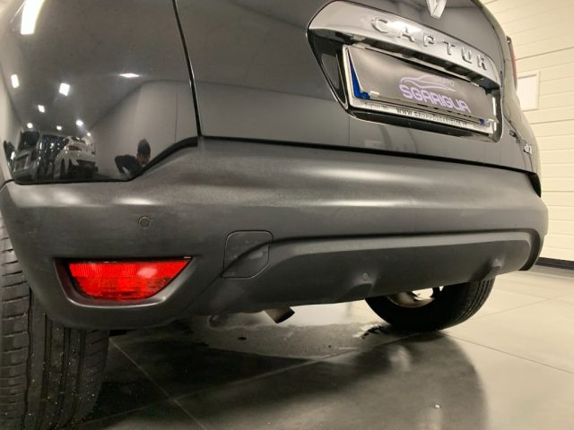 RENAULT Captur usata, con Bracciolo