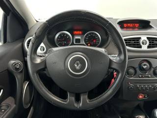 RENAULT Clio usata, con Chiusura centralizzata