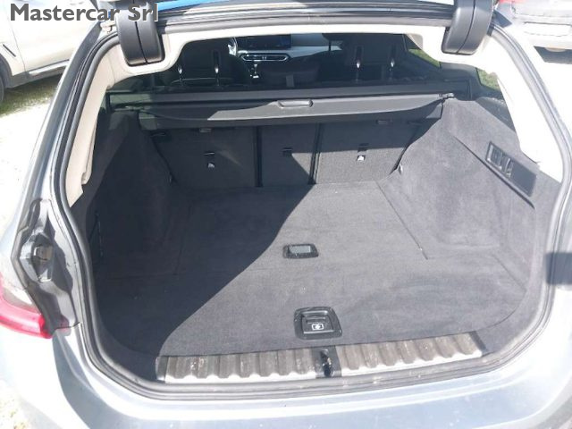 BMW 318 usata, con Sedile posteriore sdoppiato