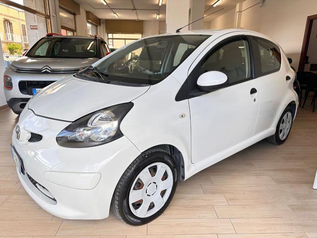 TOYOTA Aygo usata, con ABS