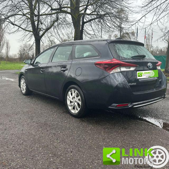 TOYOTA Auris usata, con Cerchi in lega