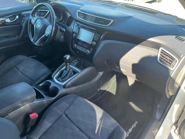 NISSAN Qashqai usata, con Autoradio