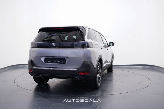 PEUGEOT 5008 usata, con Autoradio