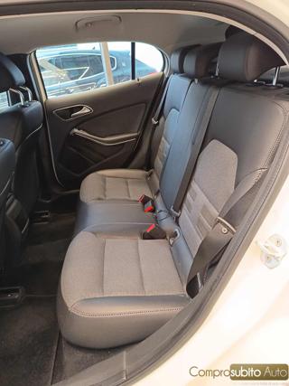 MERCEDES-BENZ GLA 200 usata, con Servosterzo